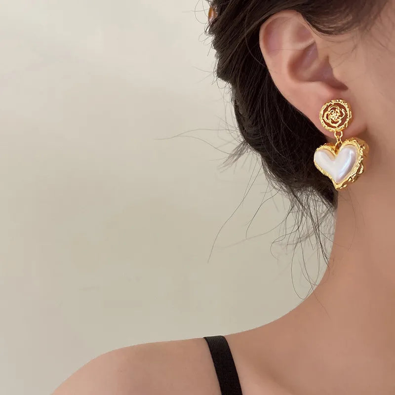 Pearl Heart Drop Earrings - TheFindify