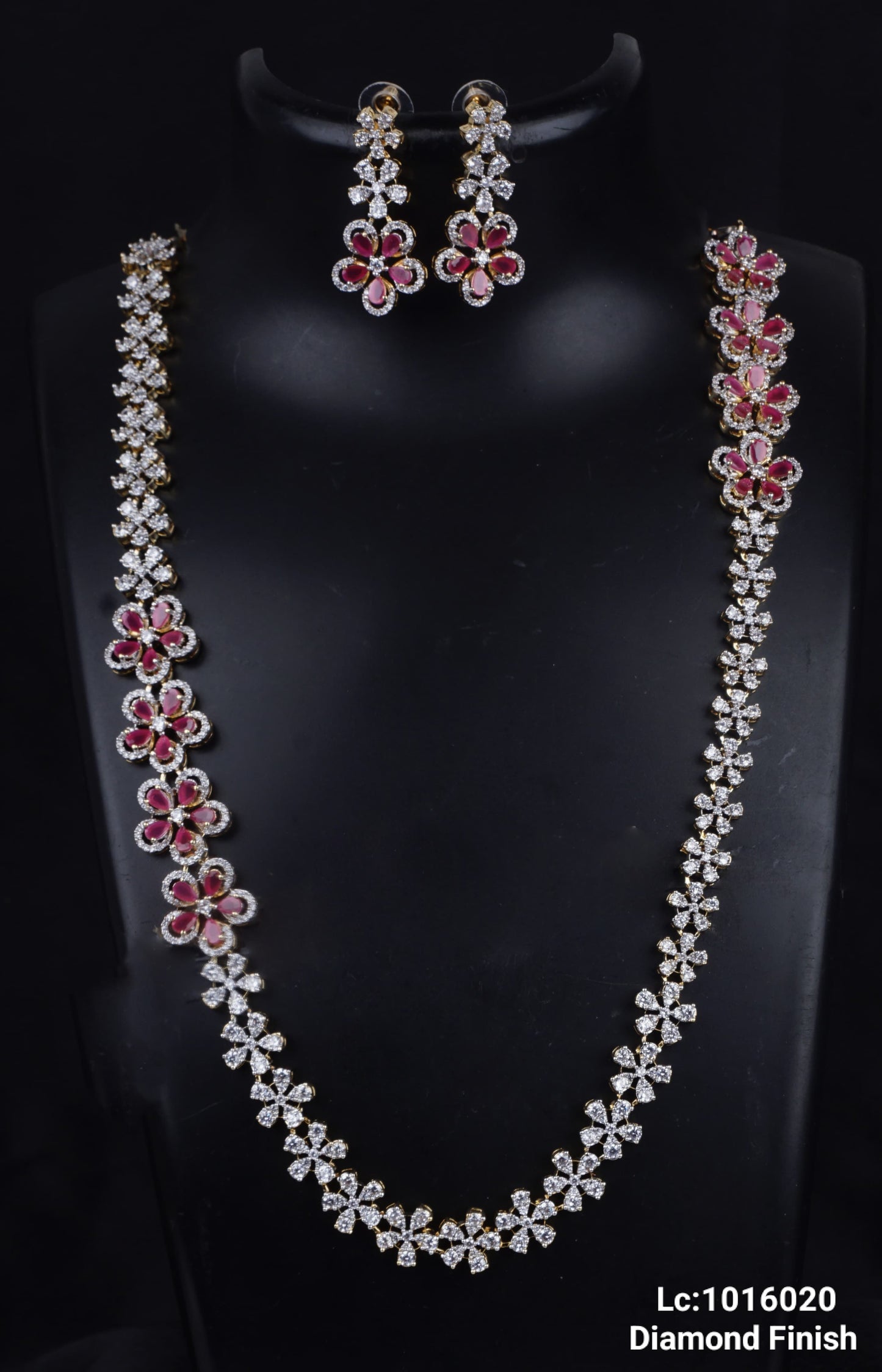 Queen’s Radiance Necklace With Earrings - TheFindify