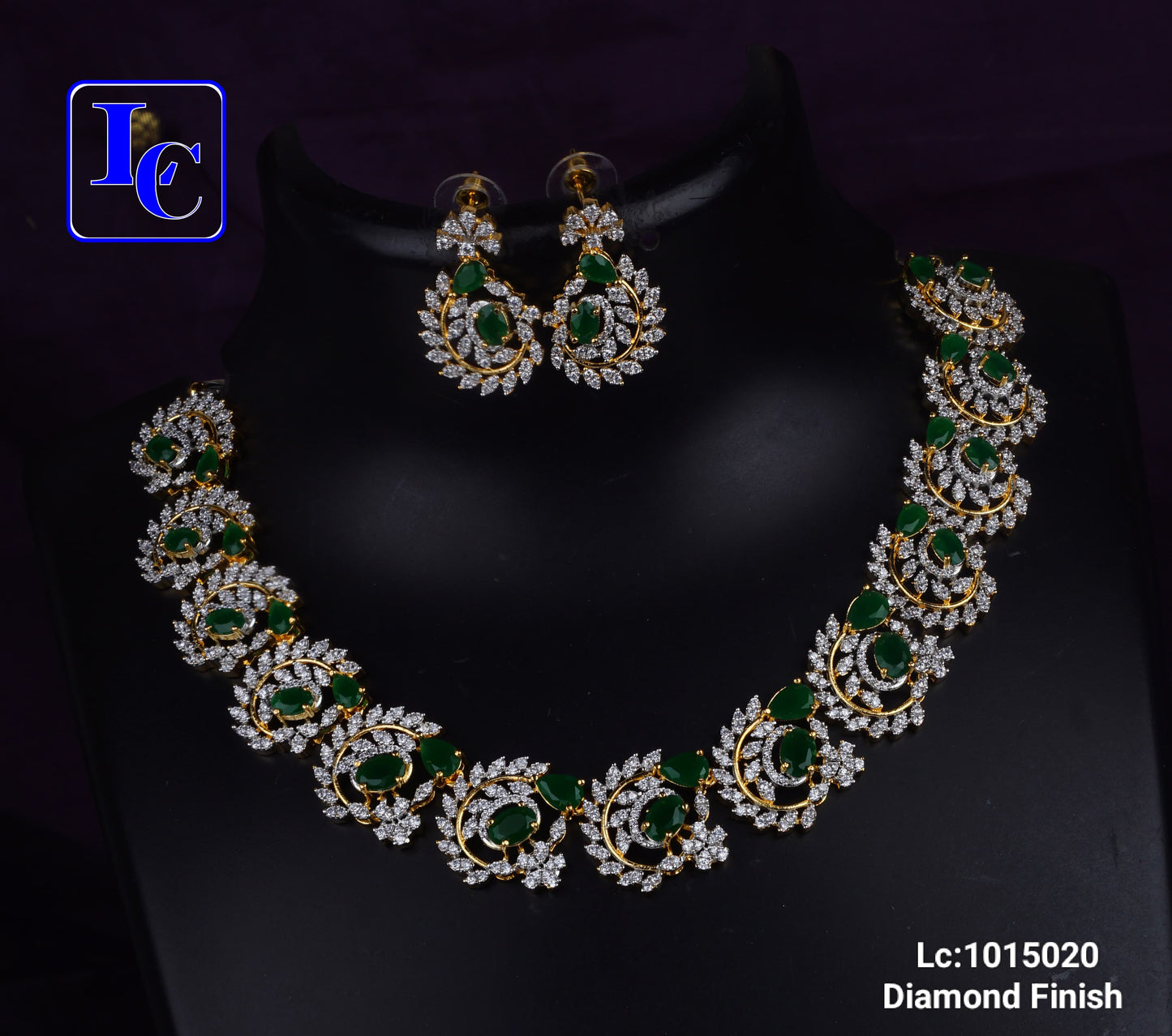 Swarna Saanjh Diamond Finish Necklace Set