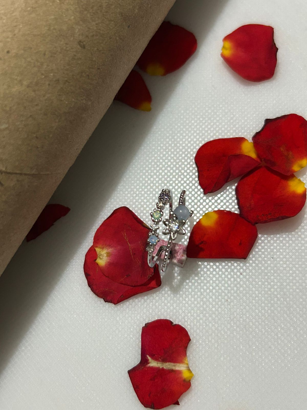 Sweet Geometric Artificial Gemstone Ring - TheFindify