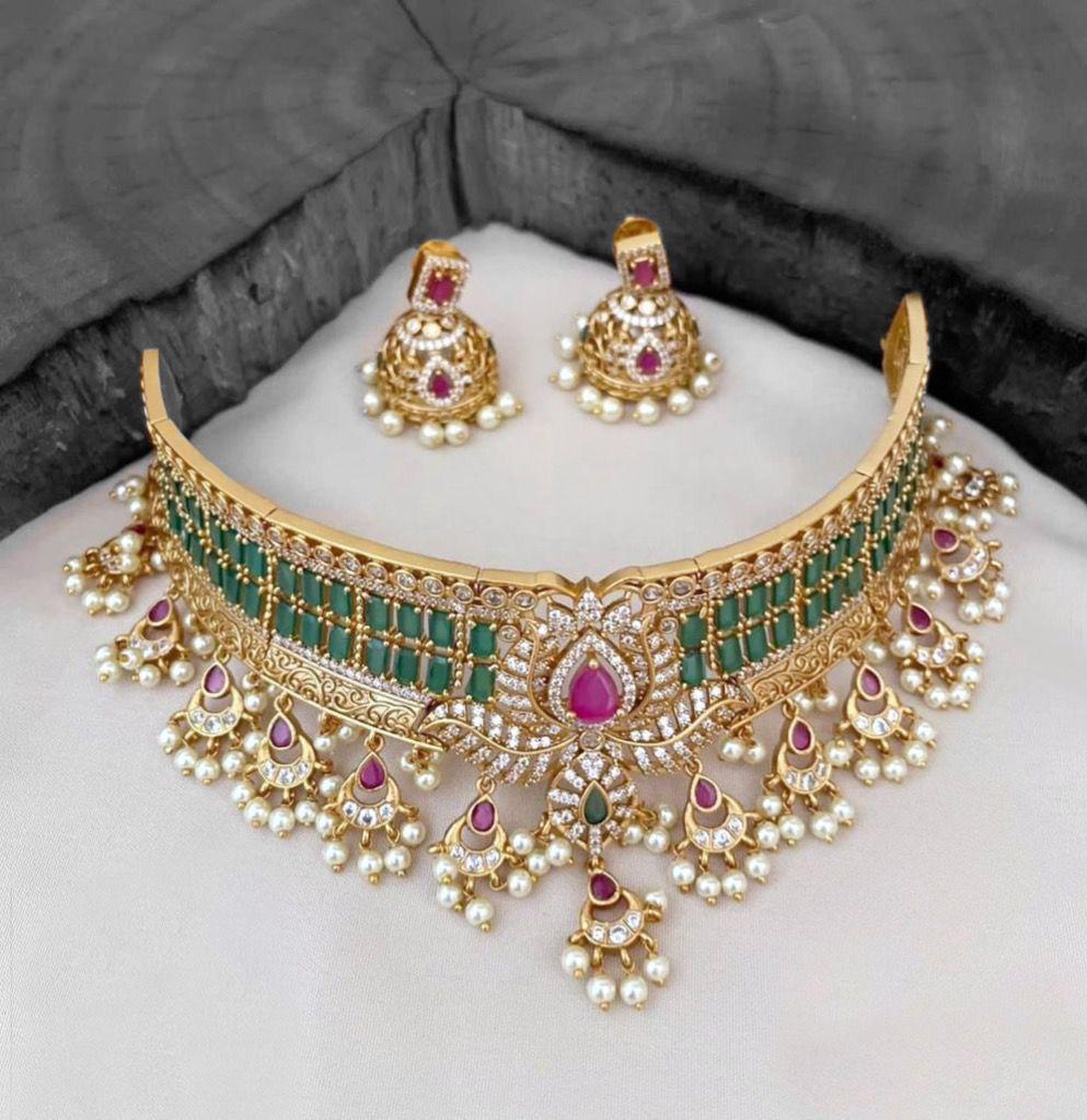 Royal Bloom Choker Set - TheFindify