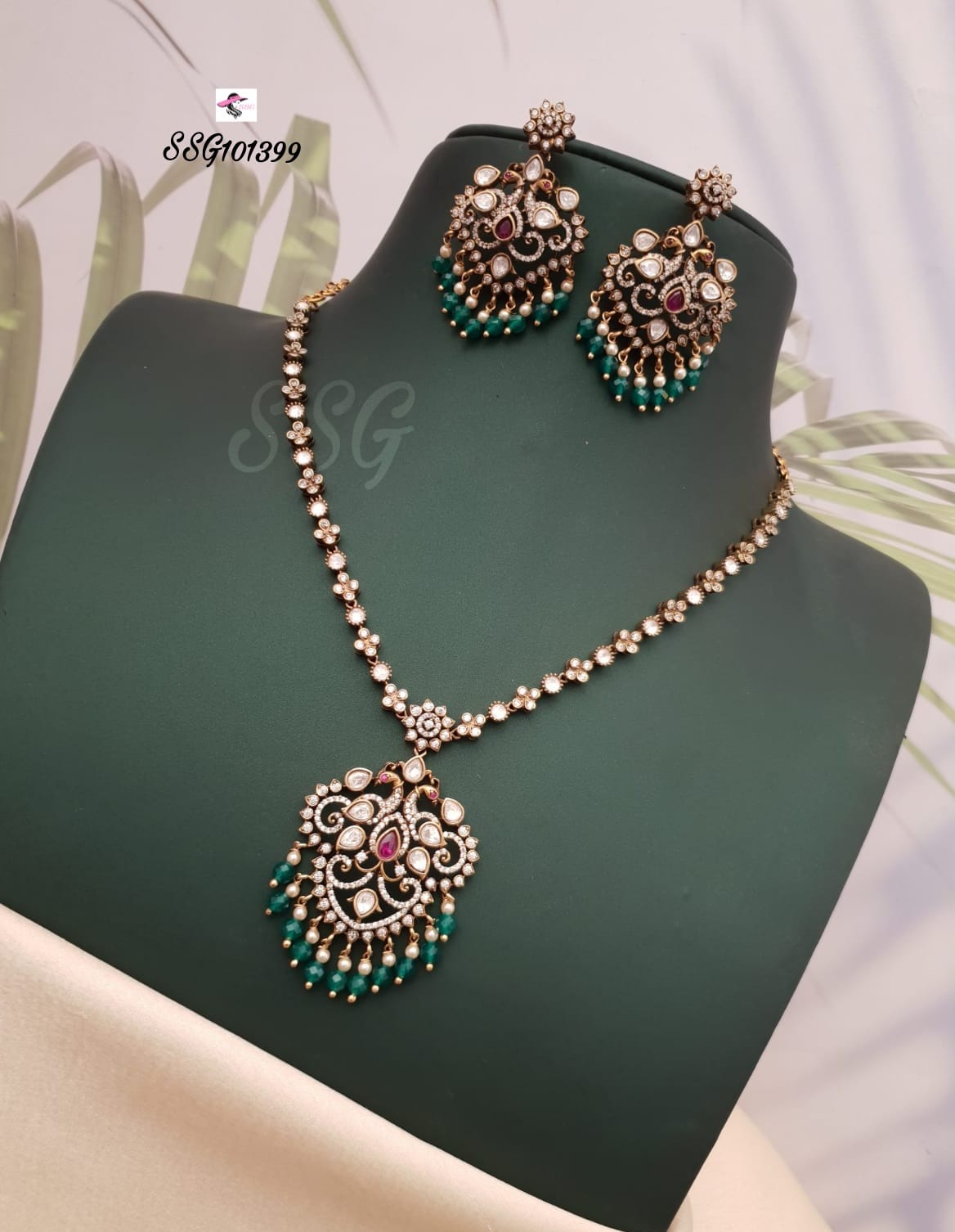 Peacock Inspired Victorian Necklace Set - TheFindify