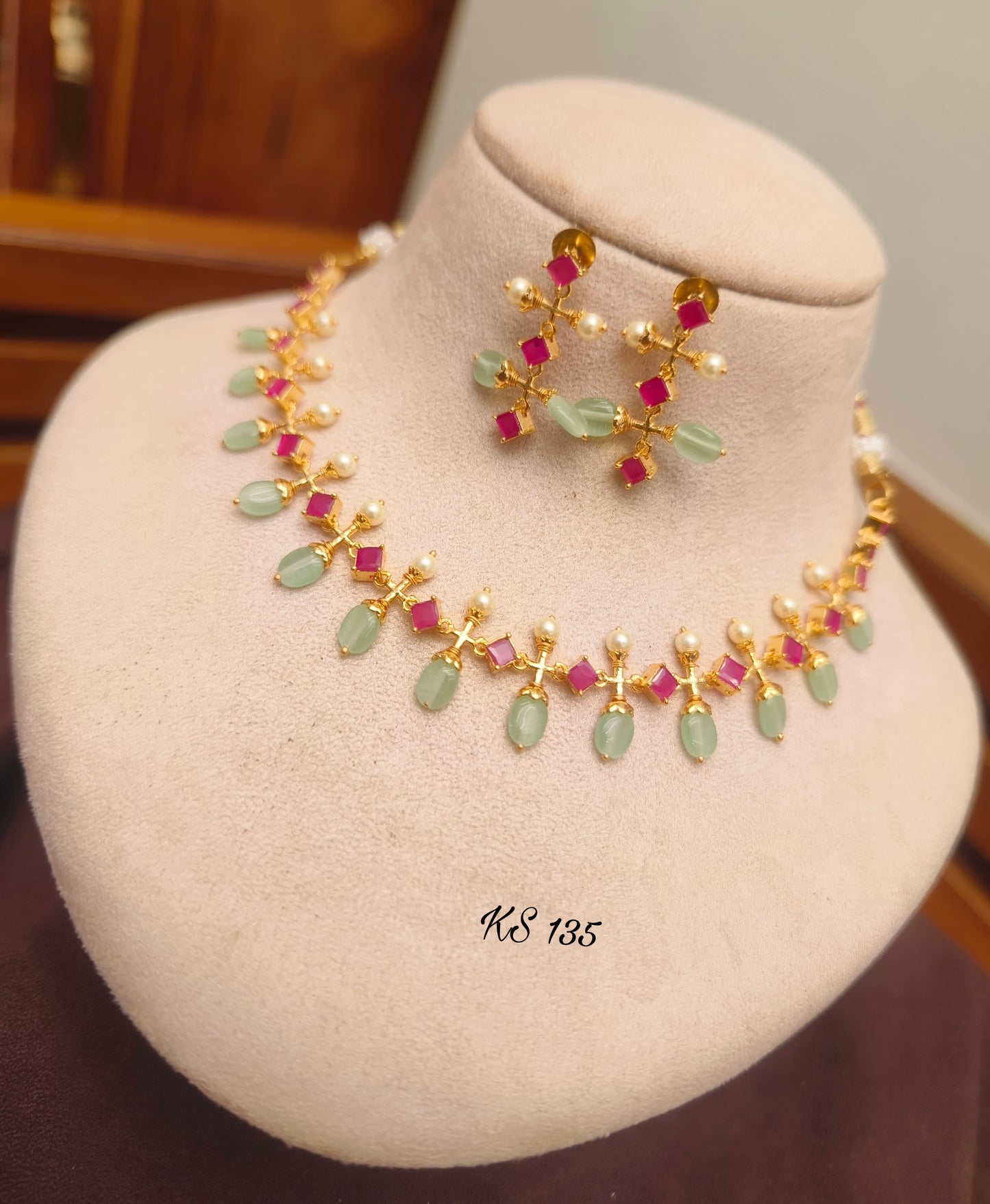 Stunning Stone Drop Necklace - TheFindify