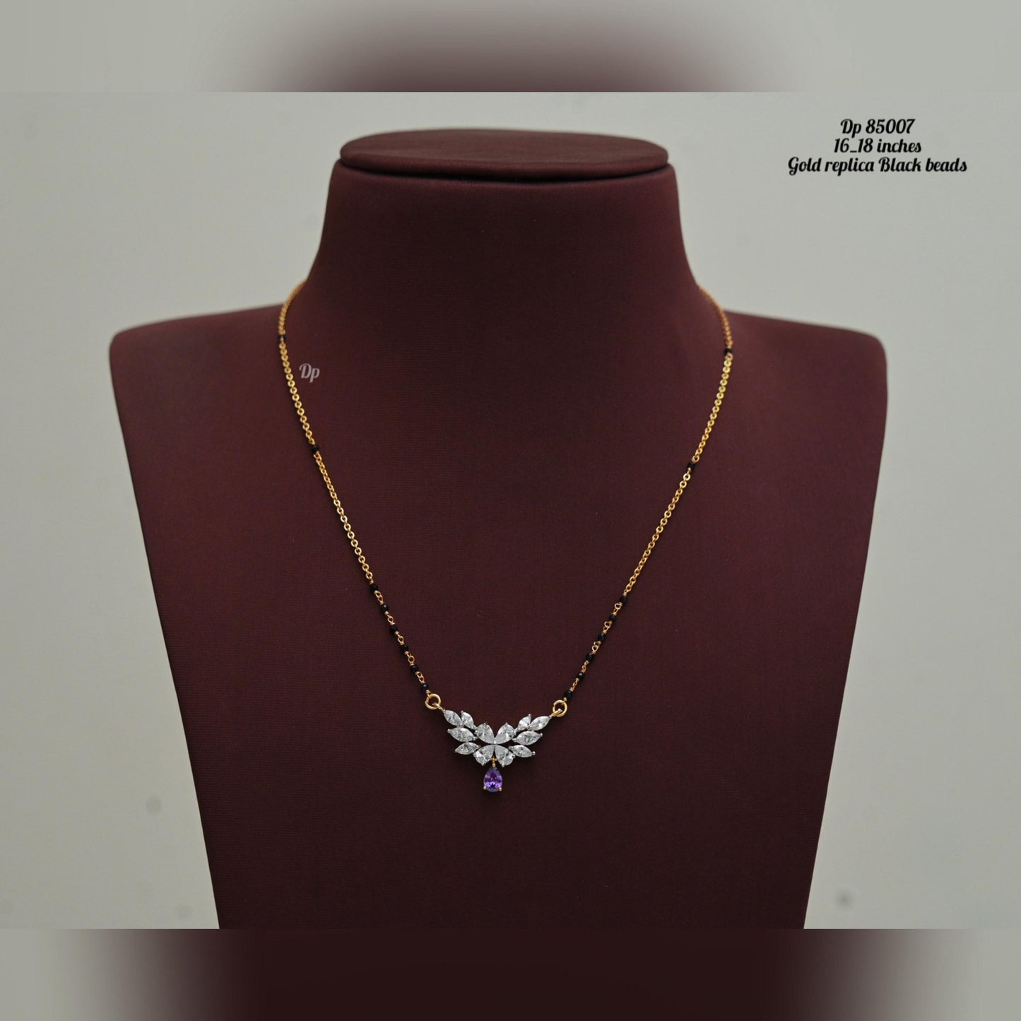 naayat Black Beads Bloom Chain