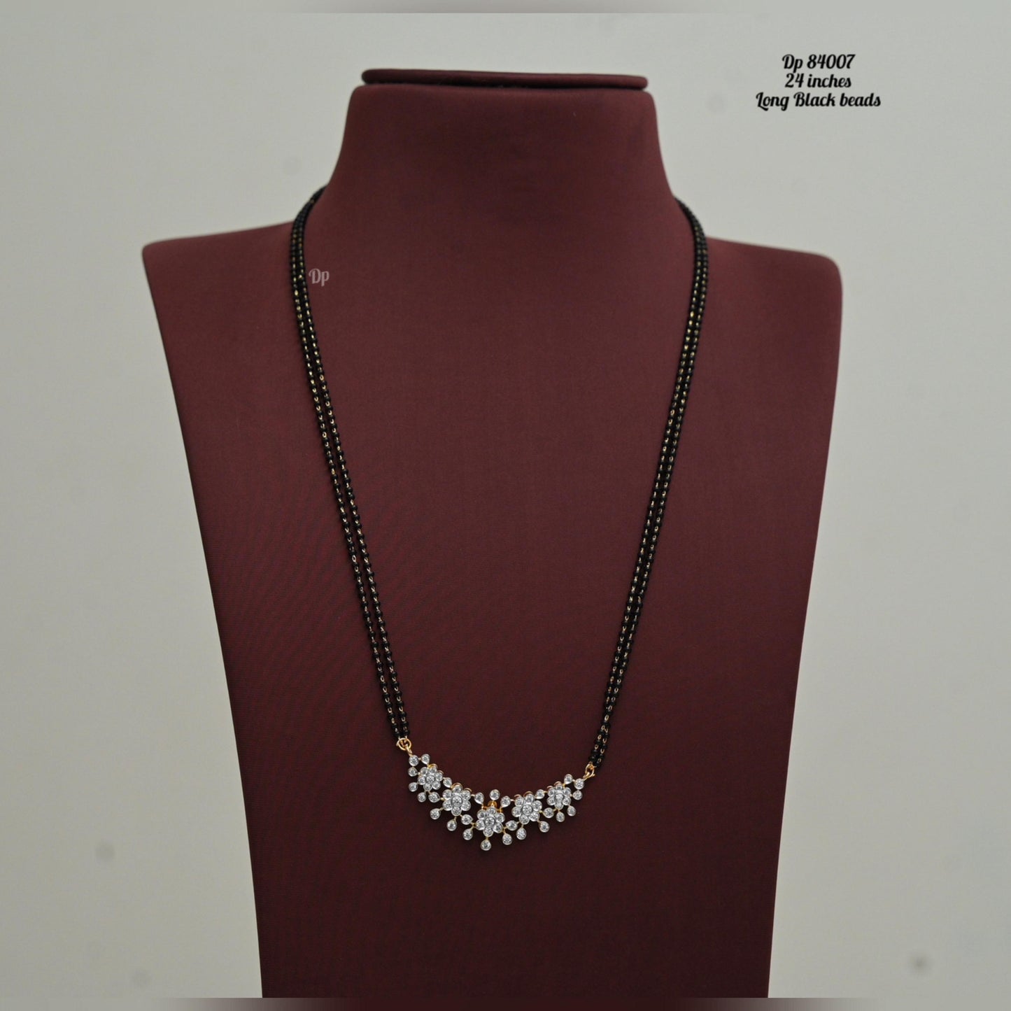 Zehan Delicate Black Beads Chain