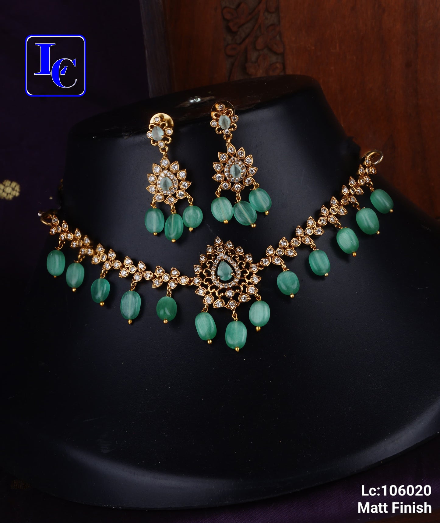 Rosette Spark Necklace - TheFindify