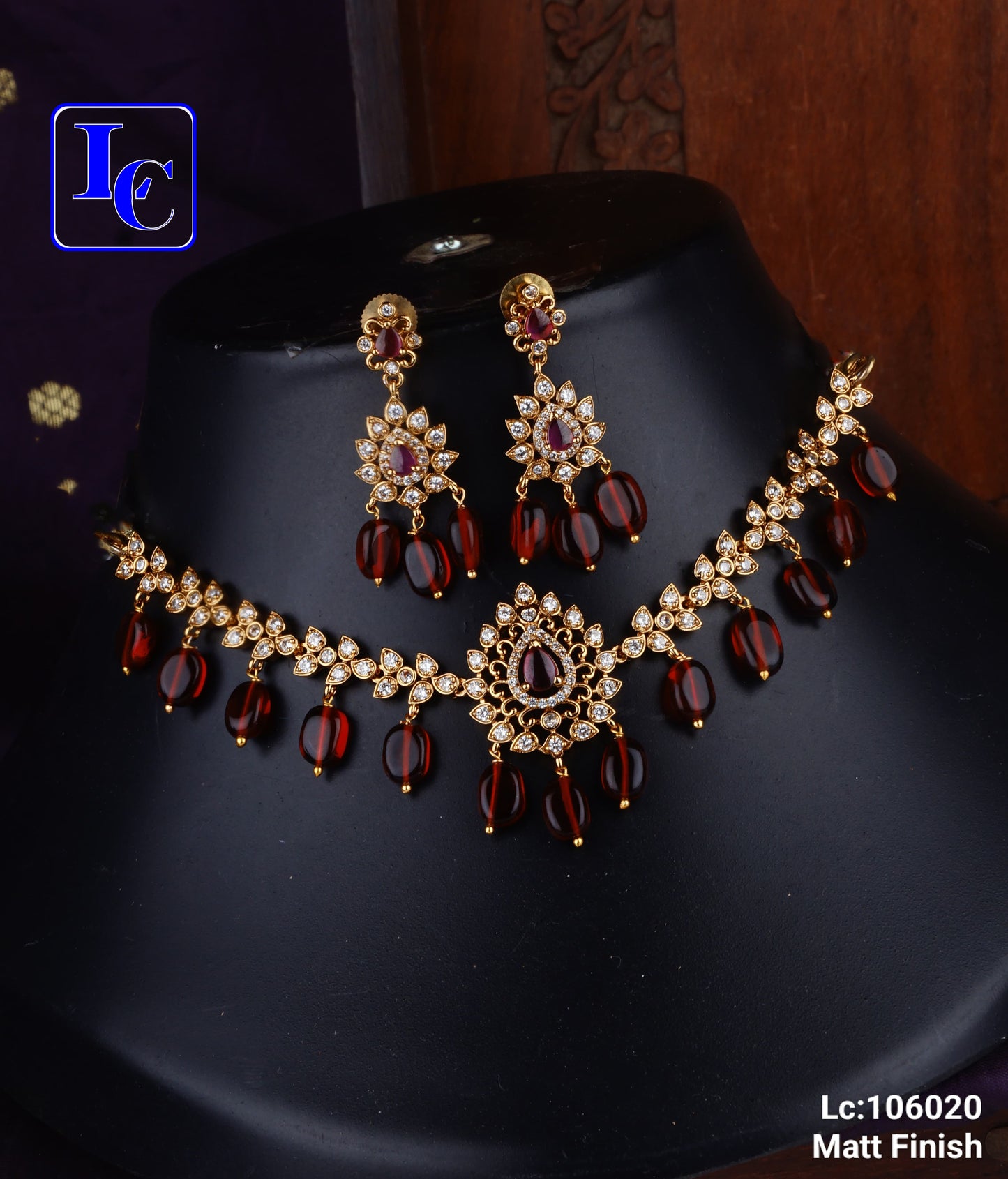 Rosette Spark Necklace - TheFindify