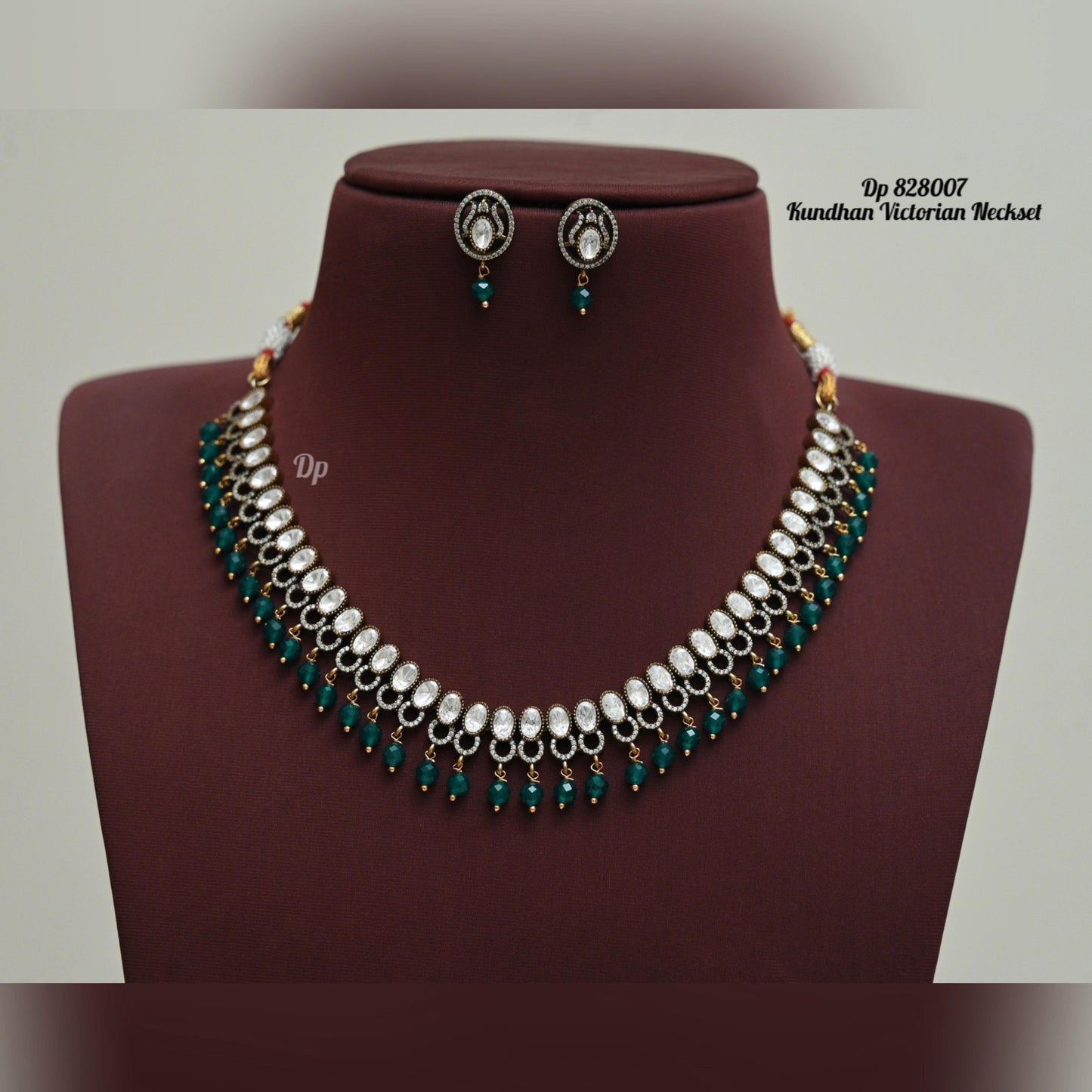 Kundan Victorian Necklace Set - TheFindify