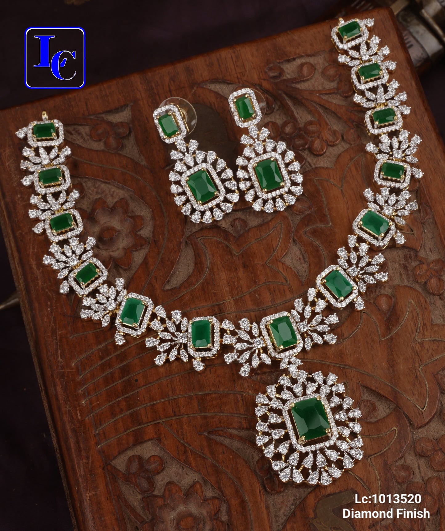 Forever Flicker Diamond Finish Necklace Set - TheFindify
