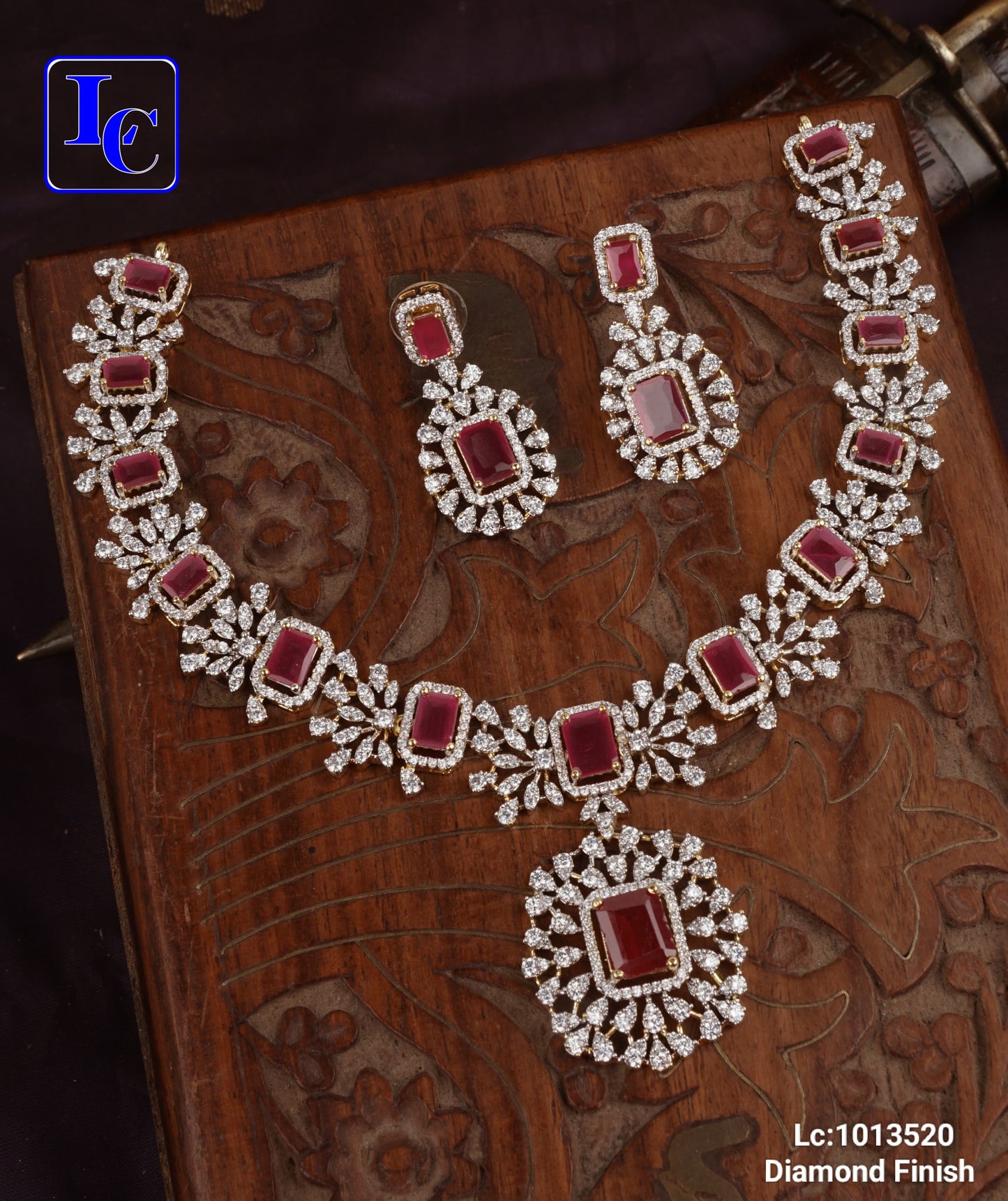Forever Flicker Diamond Finish Necklace Set - TheFindify