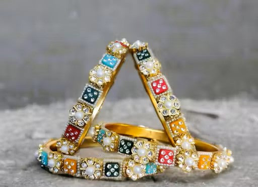 THEFINDIFY's Handmade Marwadi Lakh Bangles