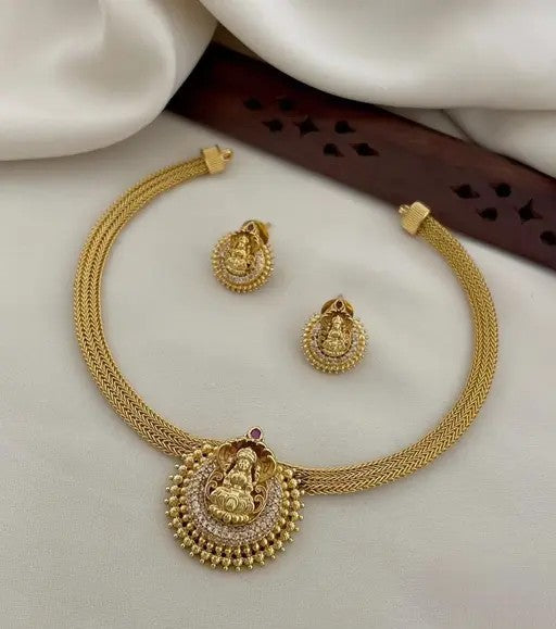 Lakshmi Devi Doller Attigai Necklace With Earrings - TheFindify