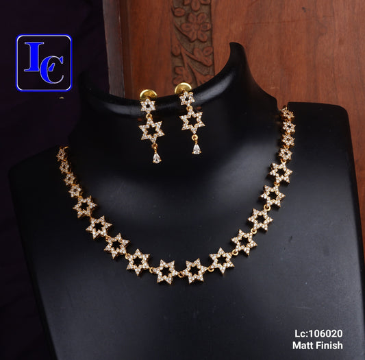 Regal Bloom Statement Set - TheFindify