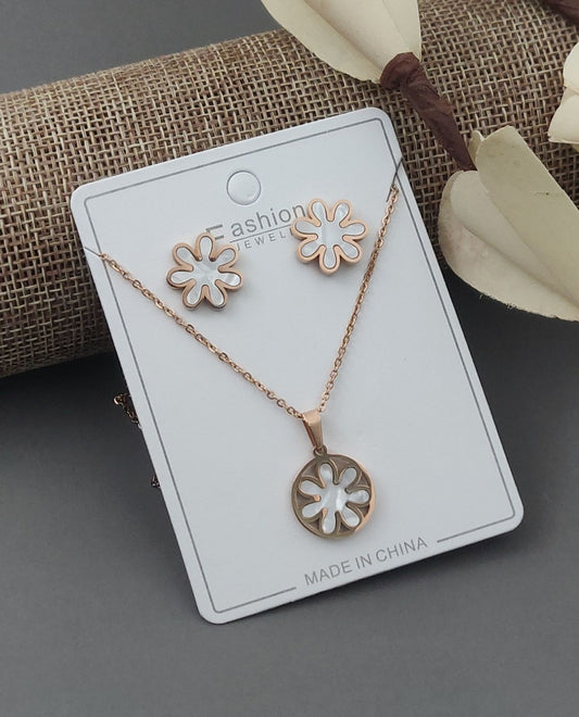 Regal Radiance Floral Pendant Chain Set