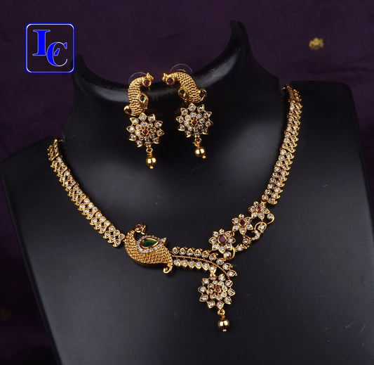 Peacock Design Golden Necklace - TheFindify