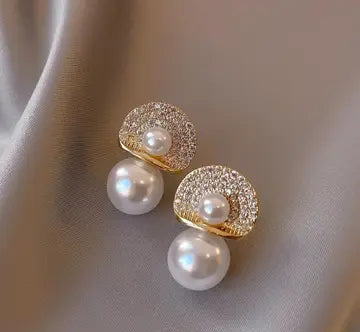 Perky Pearl Minimal Earrings - TheFindify
