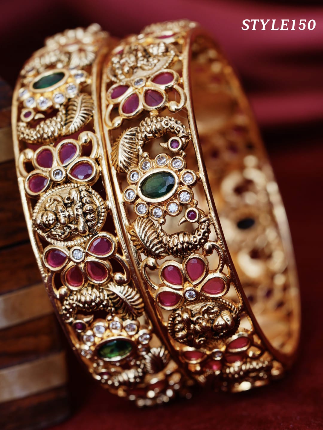 Rangriti Chudiyaan Bangle Set - TheFindify