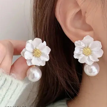 White Flower Pearl Earrings - TheFindify