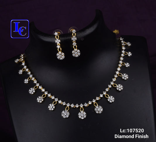 Floral Diamond Finish Necklace - TheFindify