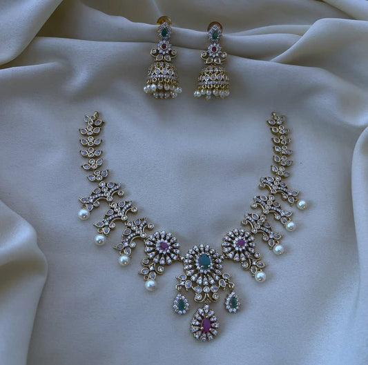 Pearl Royale Layered Set - TheFindify