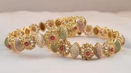 THEFINDIFY's Traditional Alloy Bangles with Artificial Stones