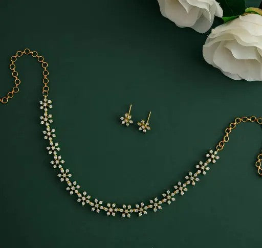 Mini Sparkle Necklace with Earrings - TheFindify